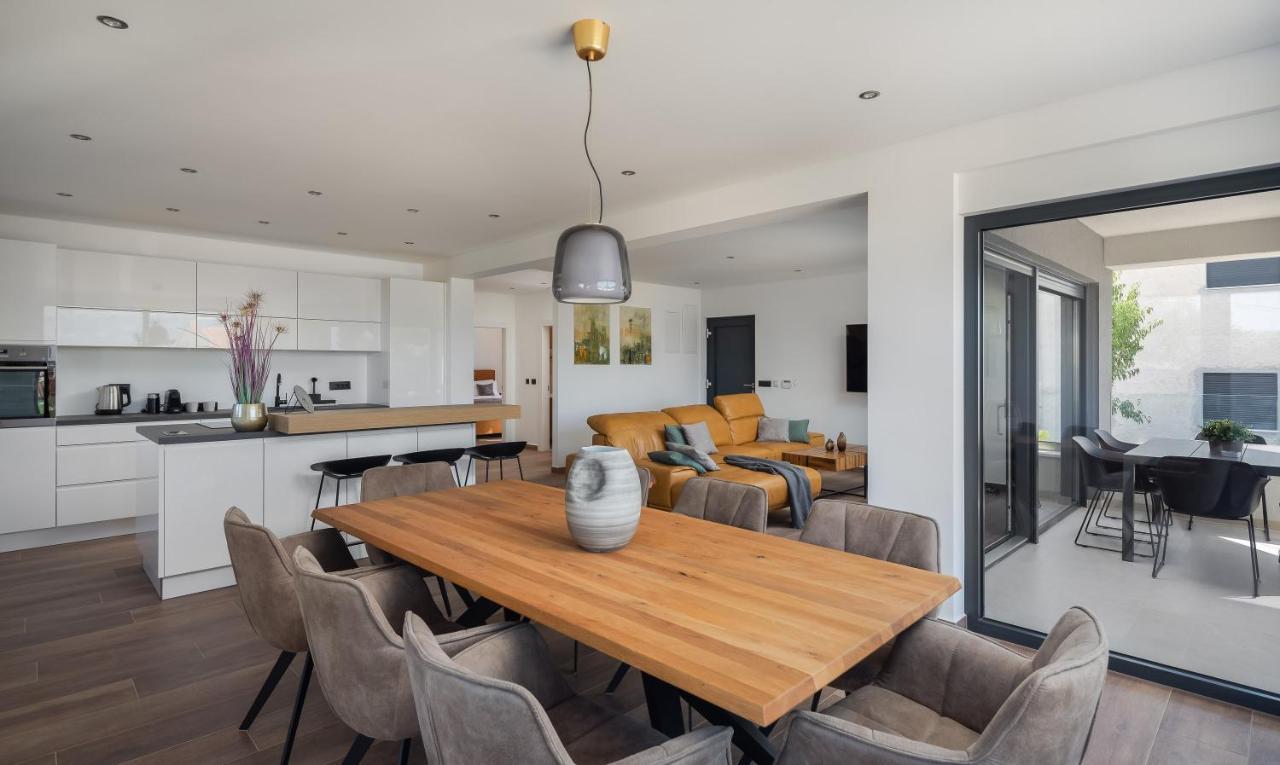 House & Home Slatine Zewnętrze zdjęcie